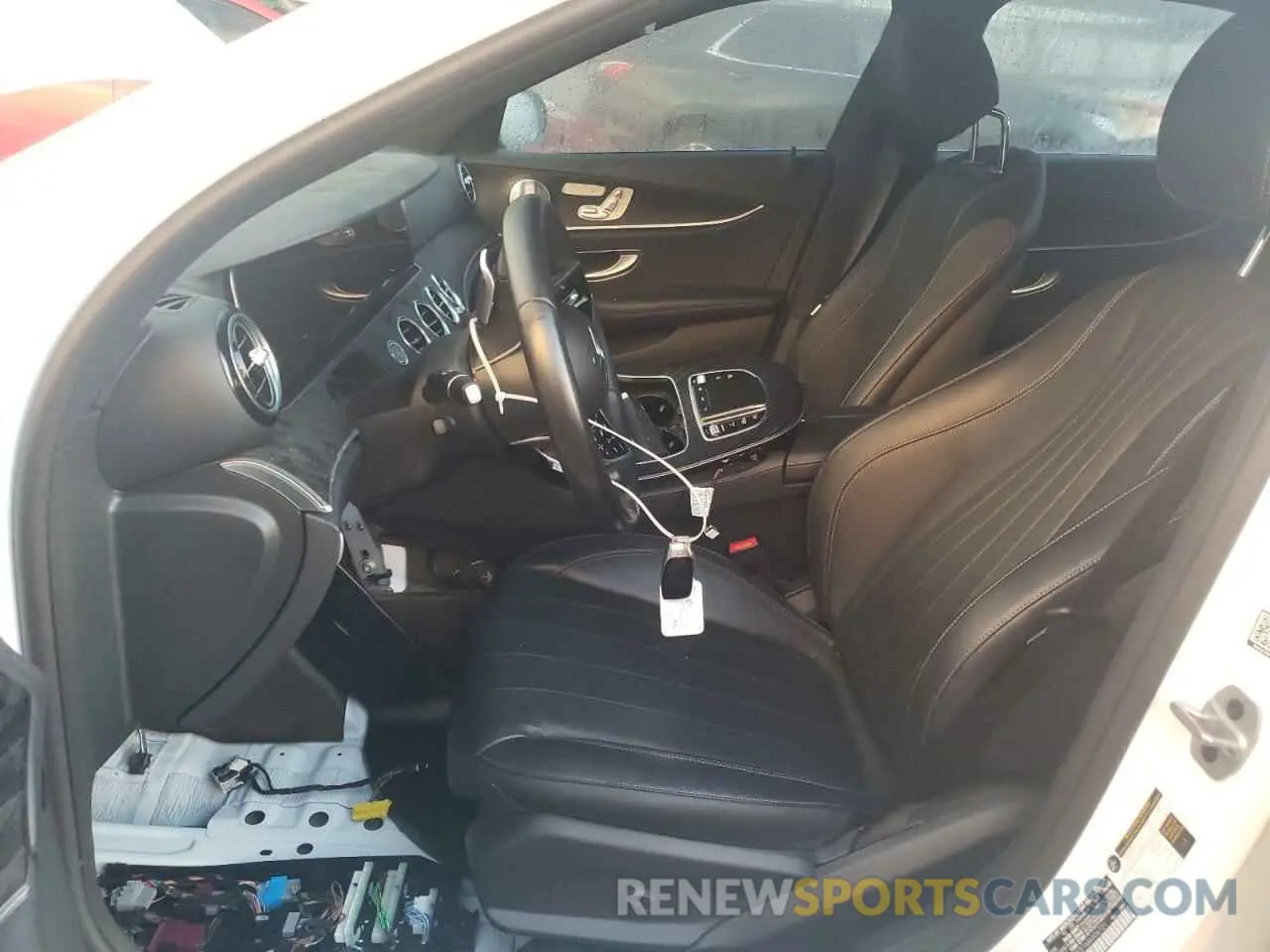 7 Photograph of a damaged car W1KZF8EB1MA904721 MERCEDES-BENZ E-CLASS 2021