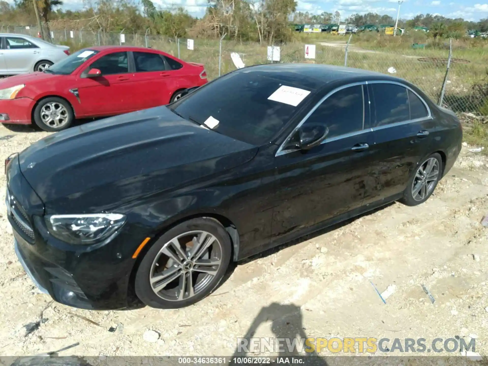 2 Photograph of a damaged car W1KZF8EB3MA923870 MERCEDES-BENZ E-CLASS 2021