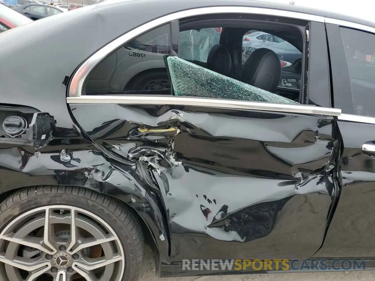 10 Photograph of a damaged car W1KZF8EB5MA892184 MERCEDES-BENZ E-CLASS 2021