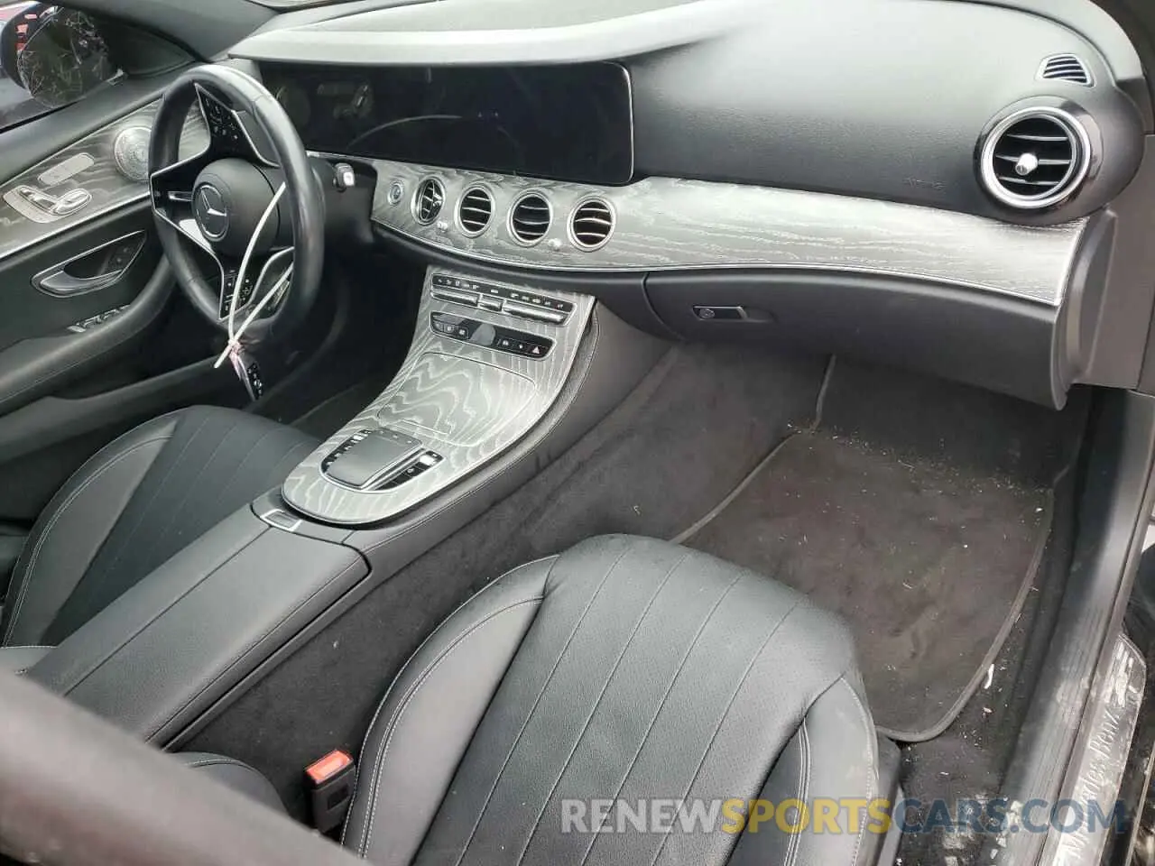 8 Photograph of a damaged car W1KZF8EB5MA892184 MERCEDES-BENZ E-CLASS 2021