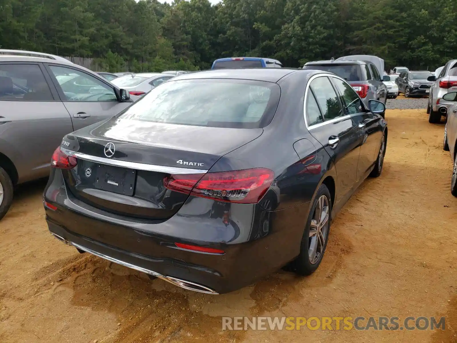 4 Photograph of a damaged car W1KZF8EB5MA908707 MERCEDES-BENZ E-CLASS 2021