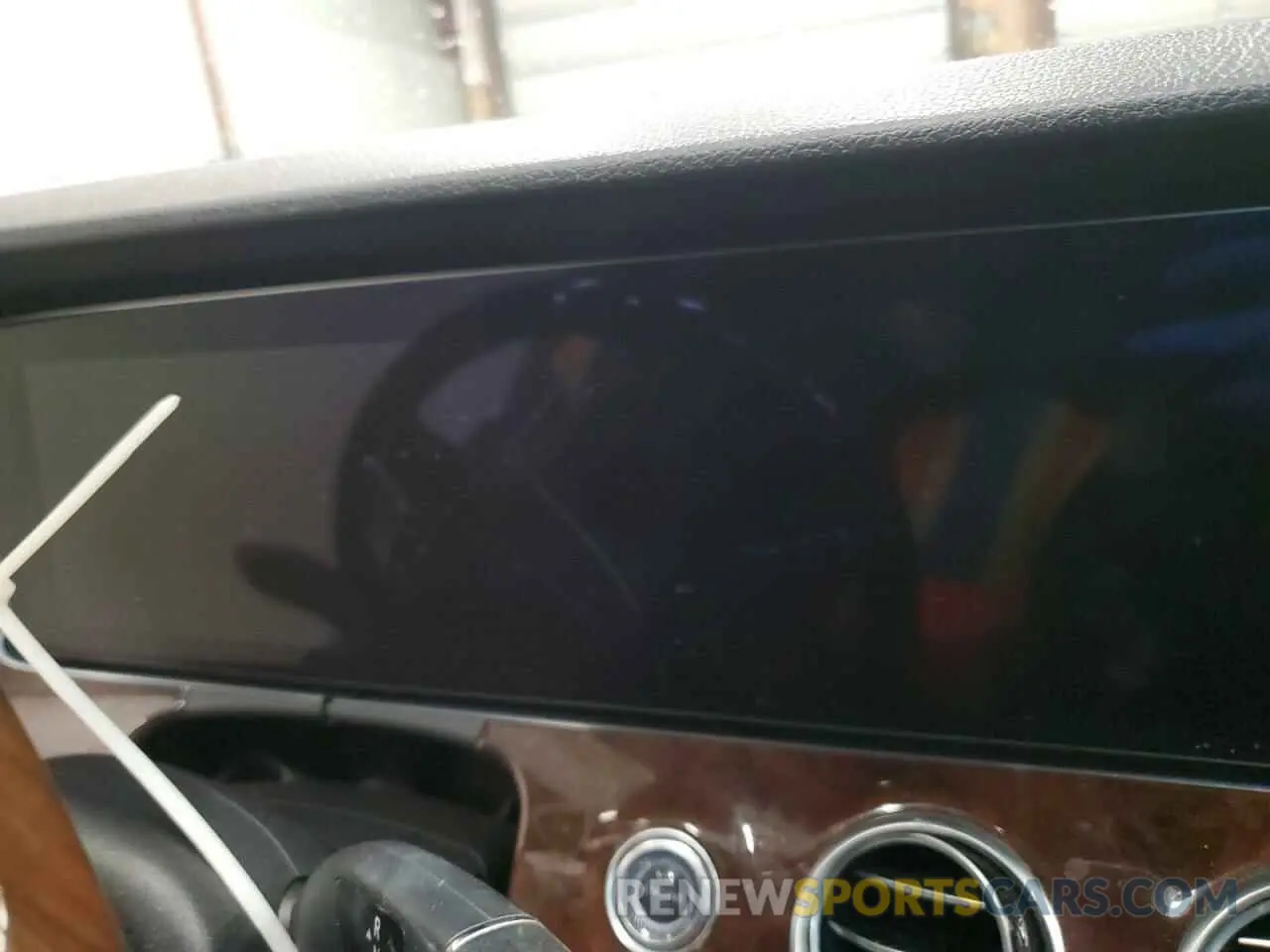 9 Photograph of a damaged car W1KZF8EB5MA930643 MERCEDES-BENZ E-CLASS 2021