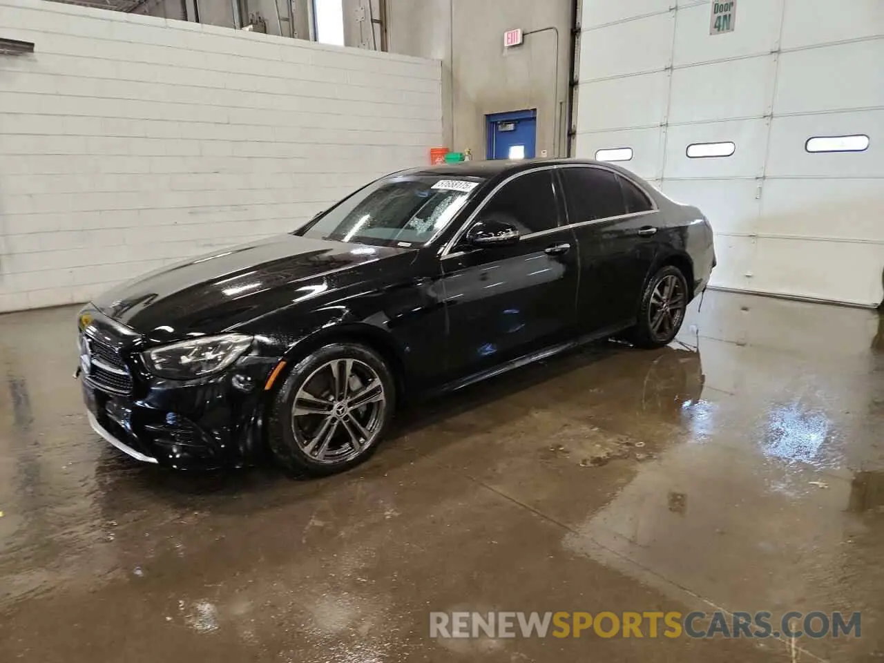 1 Photograph of a damaged car W1KZF8EB8MA883687 MERCEDES-BENZ E-CLASS 2021