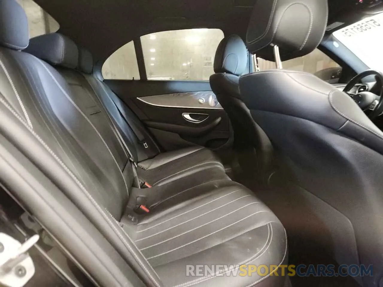 10 Photograph of a damaged car W1KZF8EB8MA883687 MERCEDES-BENZ E-CLASS 2021