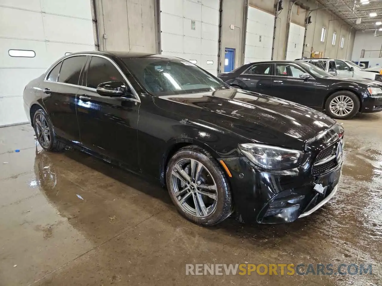 4 Photograph of a damaged car W1KZF8EB8MA883687 MERCEDES-BENZ E-CLASS 2021