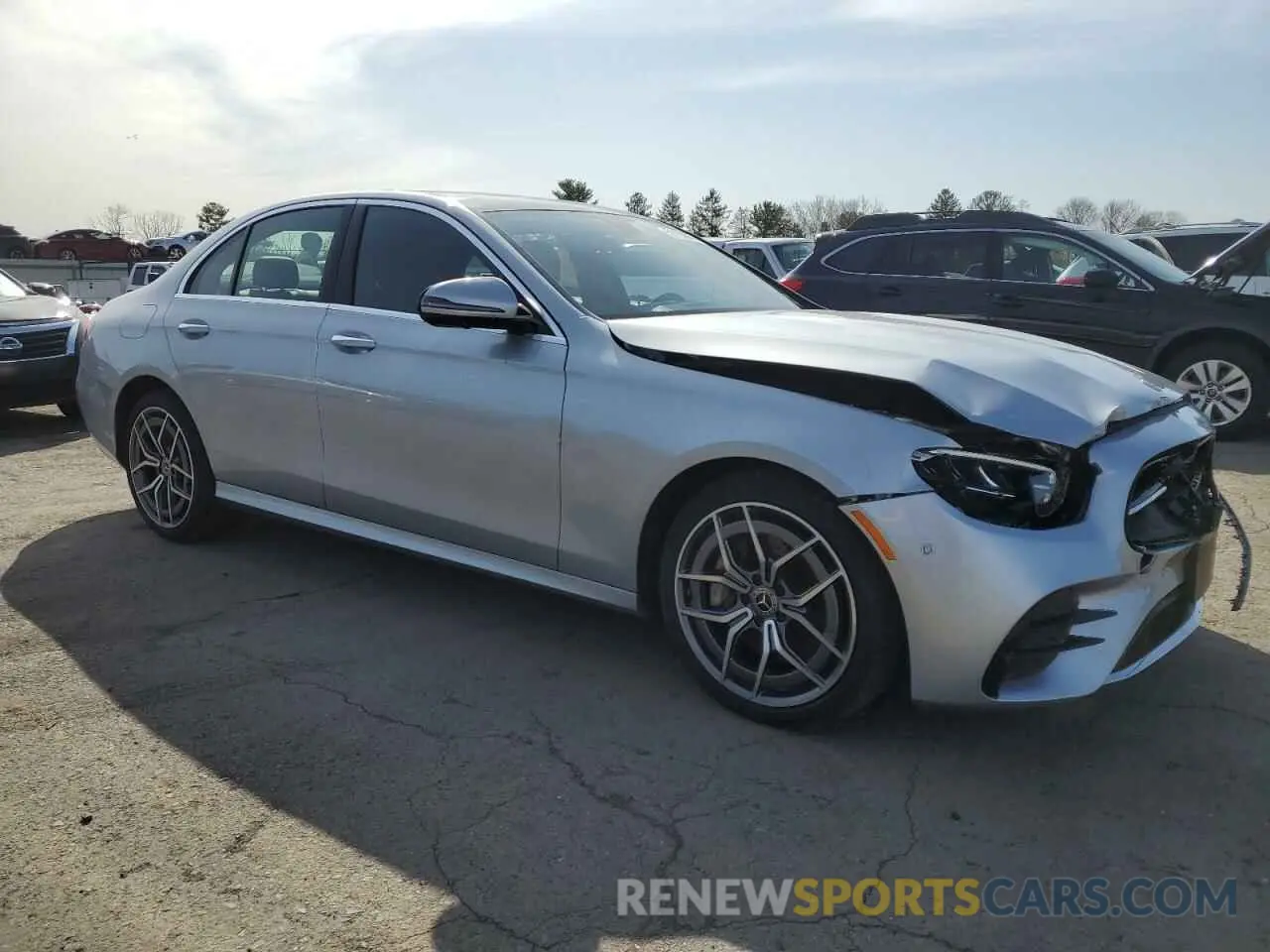 4 Photograph of a damaged car W1KZF8EB9MA875615 MERCEDES-BENZ E-CLASS 2021