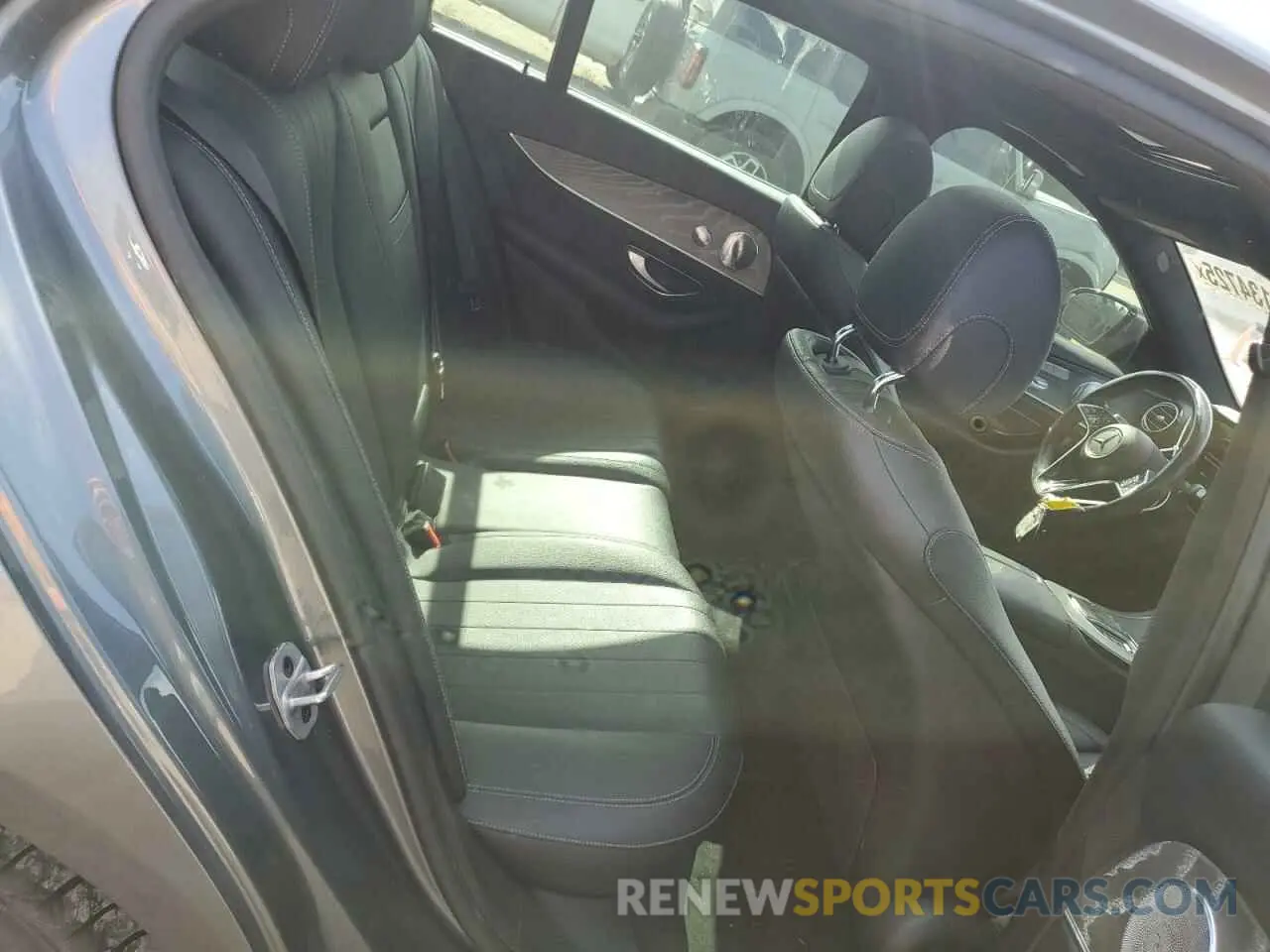 10 Photograph of a damaged car W1KZF8EBXMA922800 MERCEDES-BENZ E-CLASS 2021