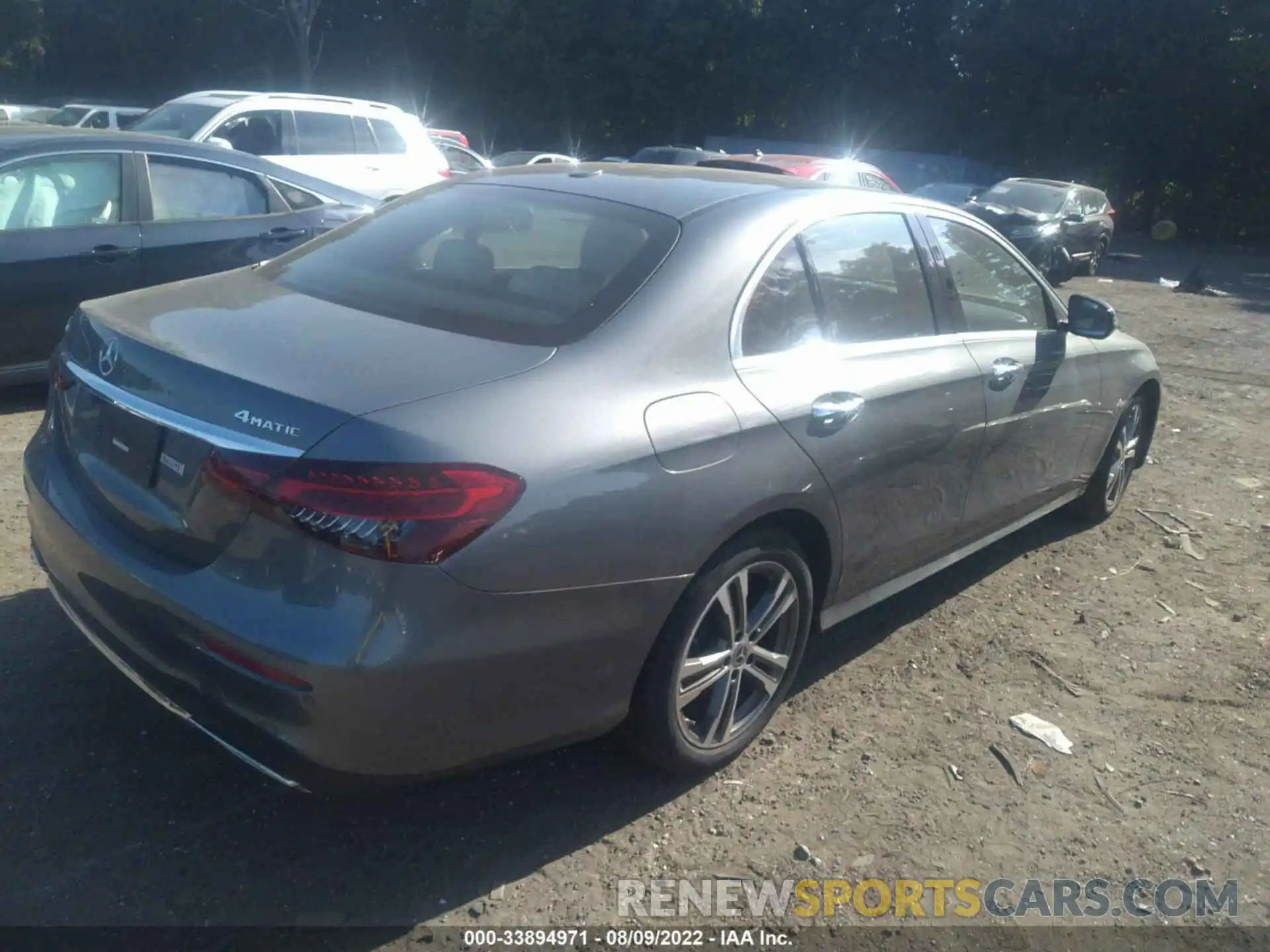 4 Photograph of a damaged car W1KZF8EBXMA933330 MERCEDES-BENZ E-CLASS 2021