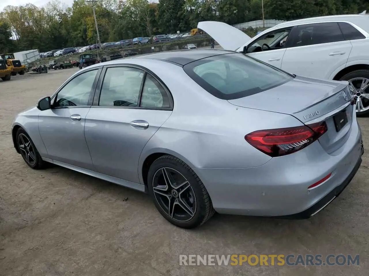 2 Photograph of a damaged car W1KZF8EBXMA955926 MERCEDES-BENZ E-CLASS 2021