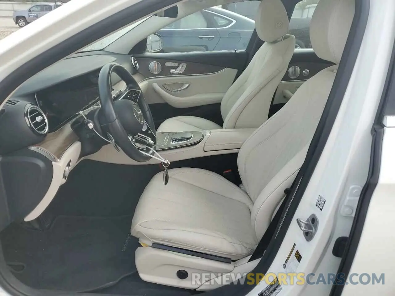 7 Photograph of a damaged car W1KZF8EBXMA981507 MERCEDES-BENZ E-CLASS 2021
