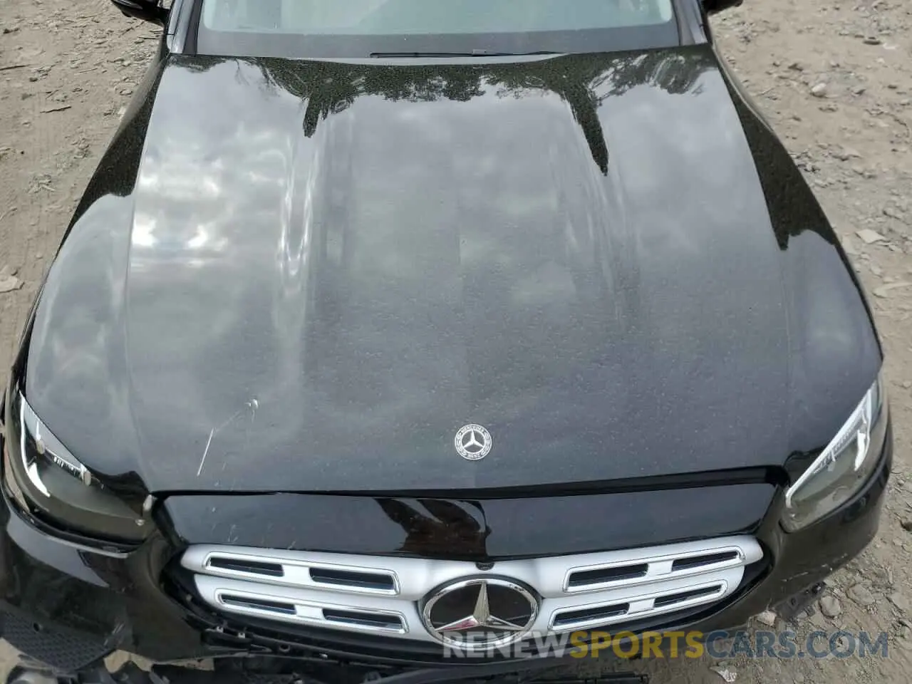 12 Photograph of a damaged car W1KZH6AB0MA938802 MERCEDES-BENZ E-CLASS 2021