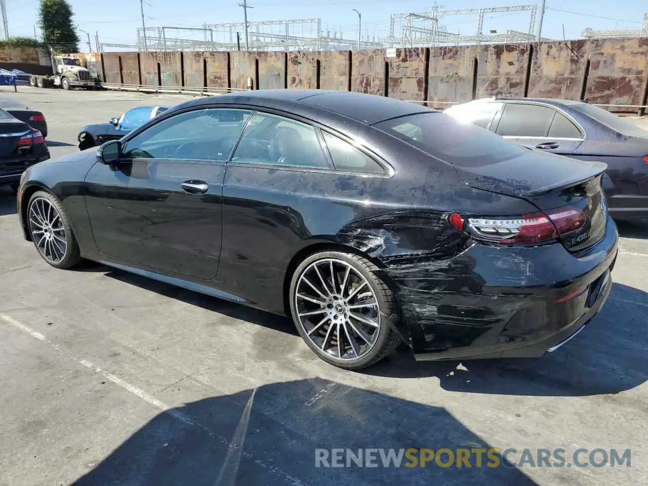 2 Photograph of a damaged car W1K1J5JB2NF183488 MERCEDES-BENZ E-CLASS 2022