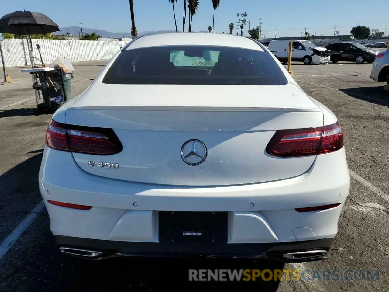6 Photograph of a damaged car W1K1J5JB6NF173708 MERCEDES-BENZ E-CLASS 2022