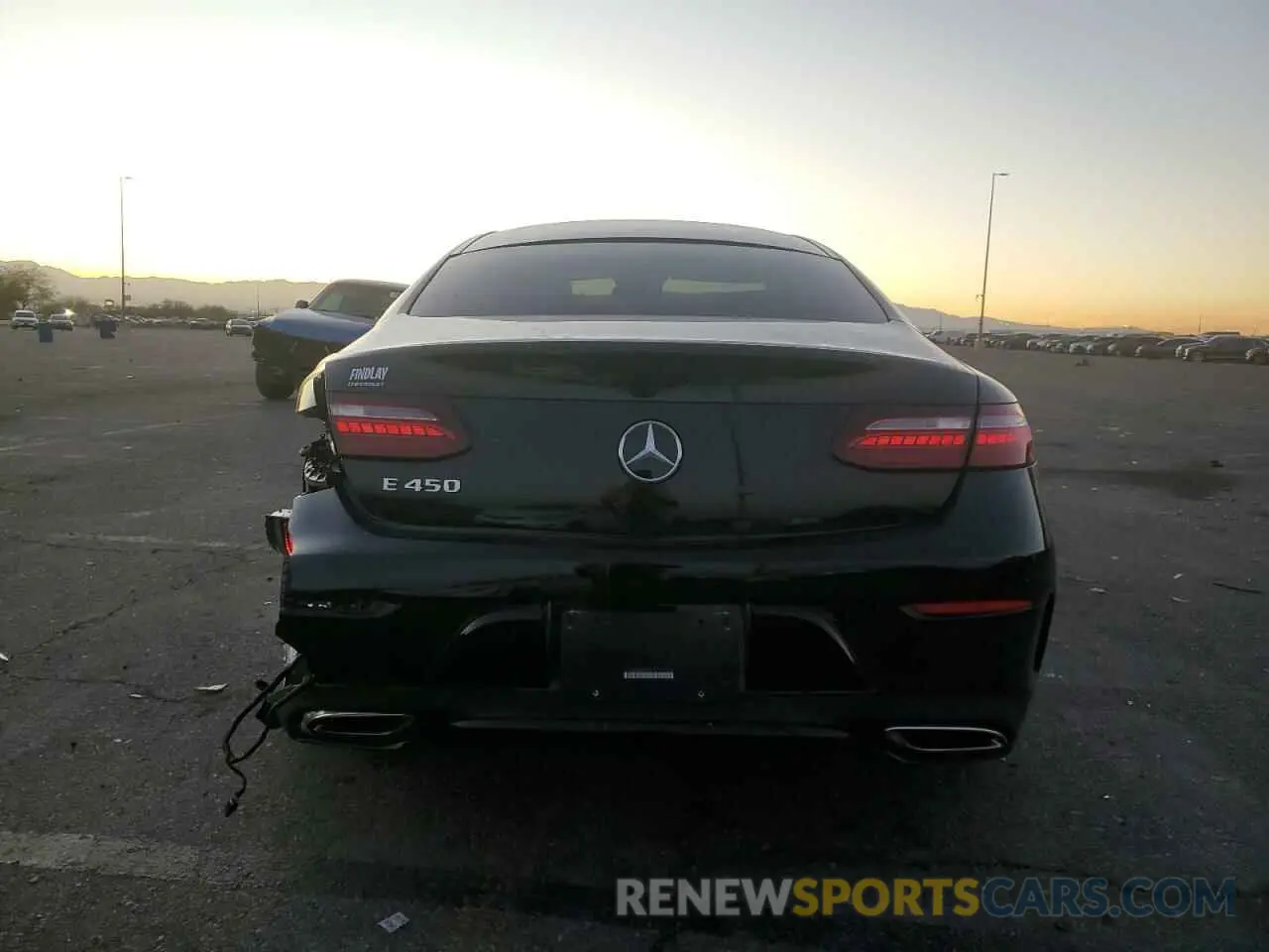 6 Photograph of a damaged car W1K1J5JB6NF183994 MERCEDES-BENZ E-CLASS 2022