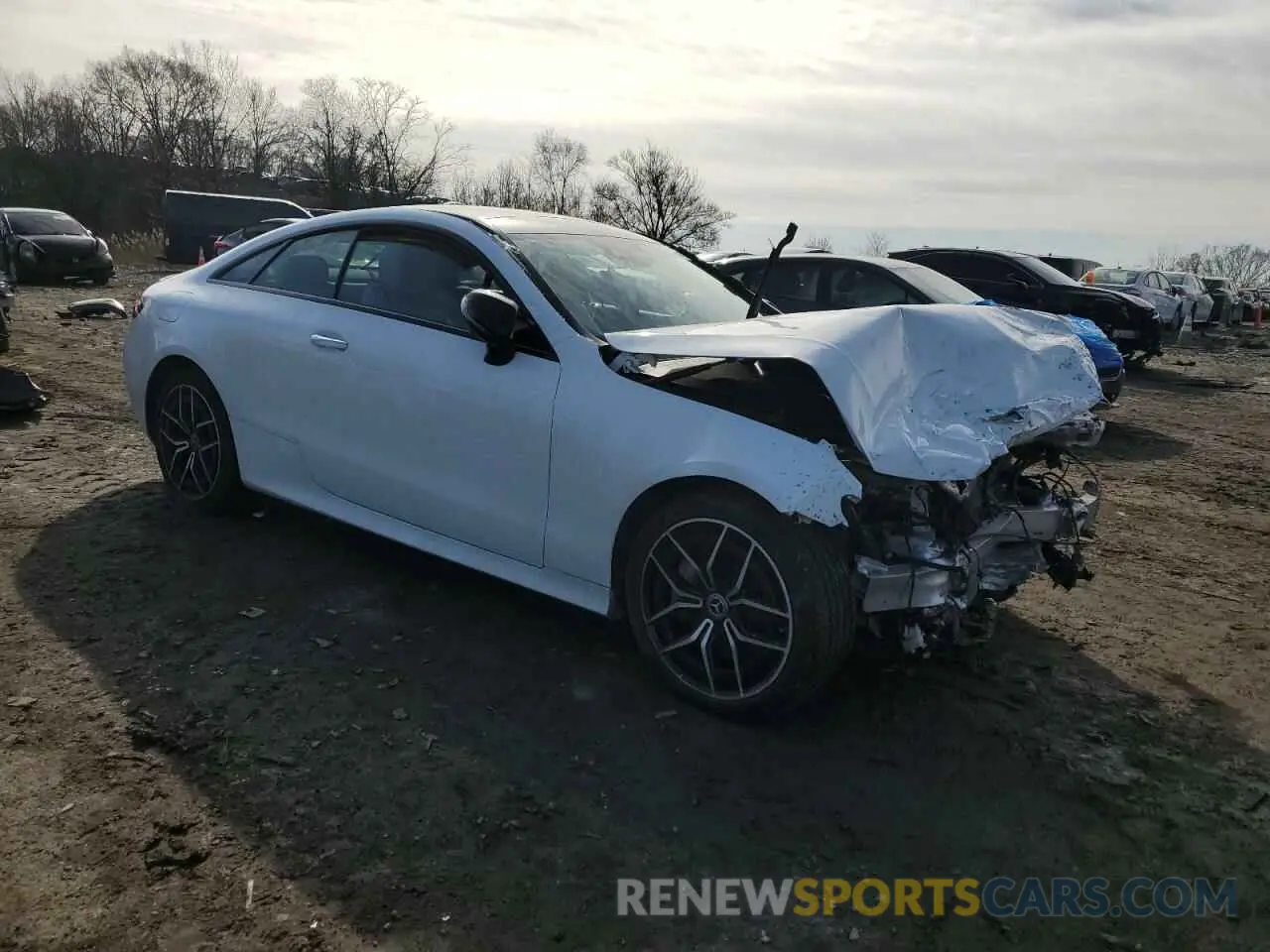 4 Photograph of a damaged car W1K1J5KB8NF175040 MERCEDES-BENZ E-CLASS 2022