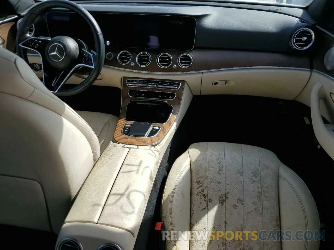 8 Photograph of a damaged car W1KZF5KB4NB083659 MERCEDES-BENZ E-CLASS 2022