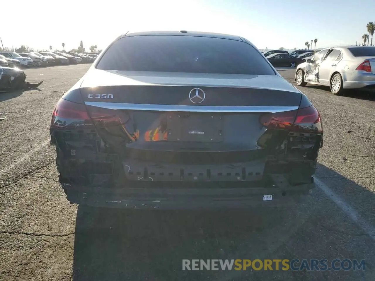 6 Photograph of a damaged car W1KZF8DB0NB085097 MERCEDES-BENZ E-CLASS 2022