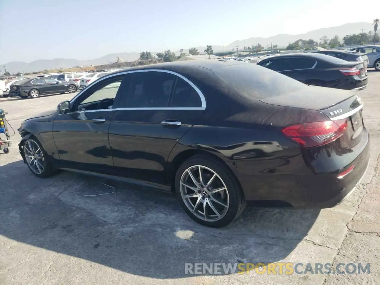 2 Photograph of a damaged car W1KZF8DB0NB085102 MERCEDES-BENZ E-CLASS 2022