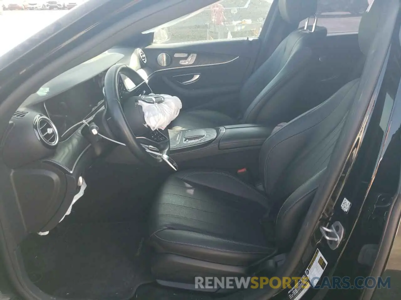 7 Photograph of a damaged car W1KZF8DB0NB085102 MERCEDES-BENZ E-CLASS 2022