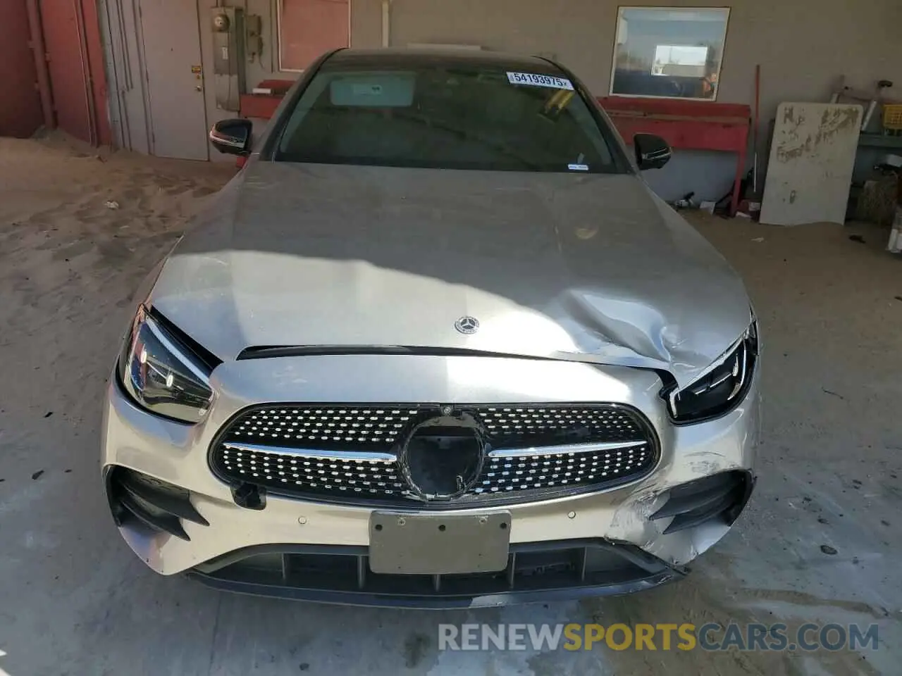 5 Photograph of a damaged car W1KZF8DB2NB083111 MERCEDES-BENZ E-CLASS 2022