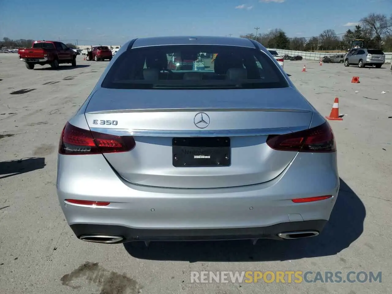 6 Photograph of a damaged car W1KZF8DB4NB095261 MERCEDES-BENZ E-CLASS 2022