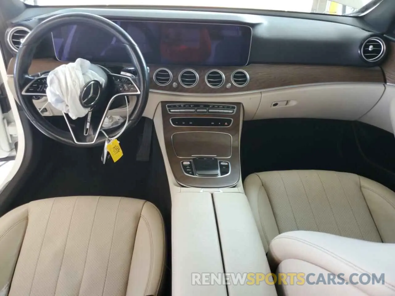 8 Photograph of a damaged car W1KZF8DB6NB086609 MERCEDES-BENZ E-CLASS 2022