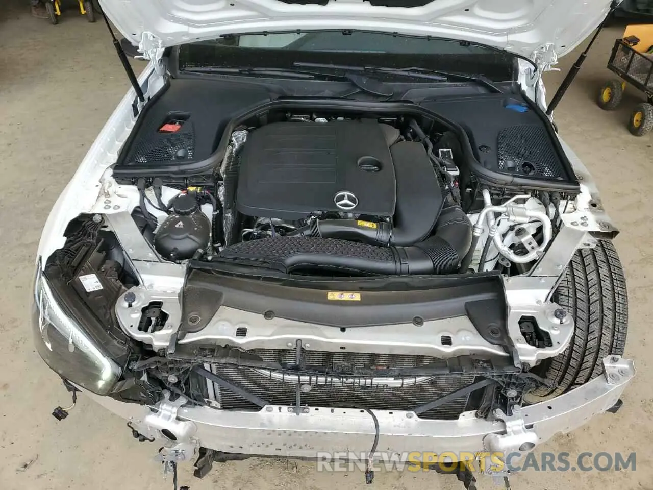 11 Photograph of a damaged car W1KZF8DB7NB050539 MERCEDES-BENZ E-CLASS 2022
