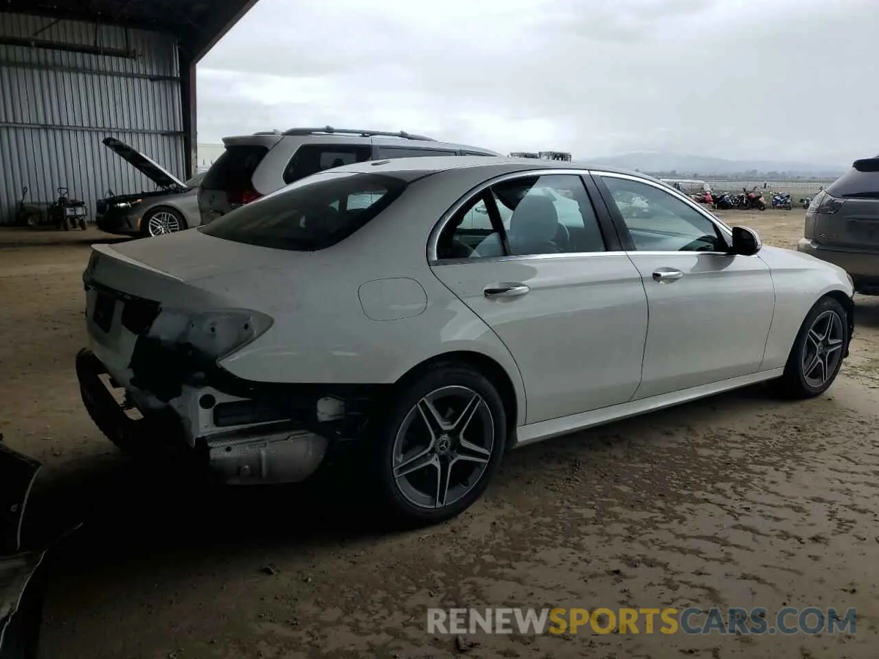 3 Photograph of a damaged car W1KZF8DB7NB050539 MERCEDES-BENZ E-CLASS 2022