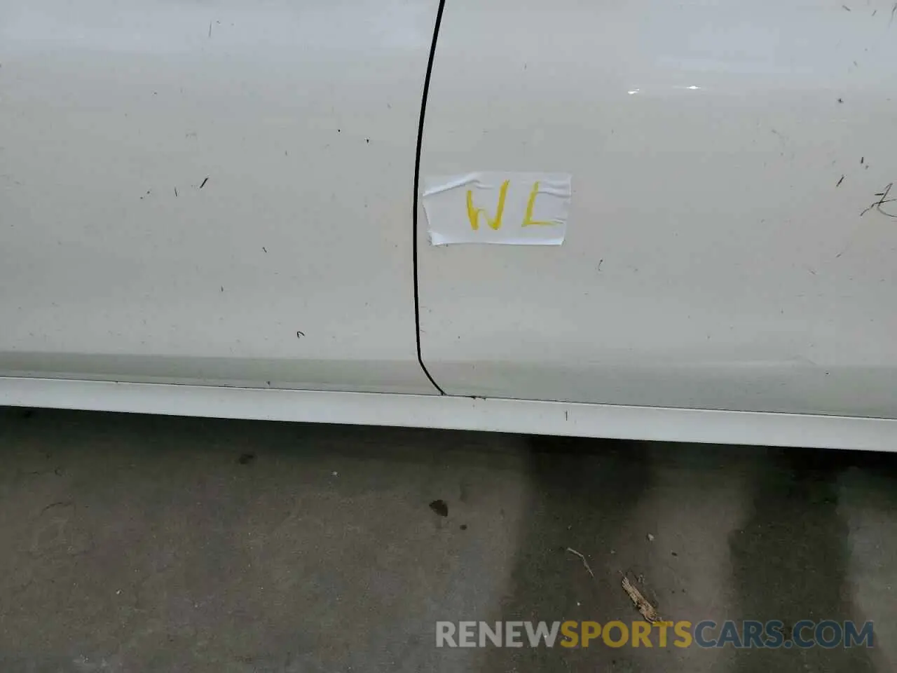 12 Photograph of a damaged car W1KZF8DB7NB053005 MERCEDES-BENZ E-CLASS 2022