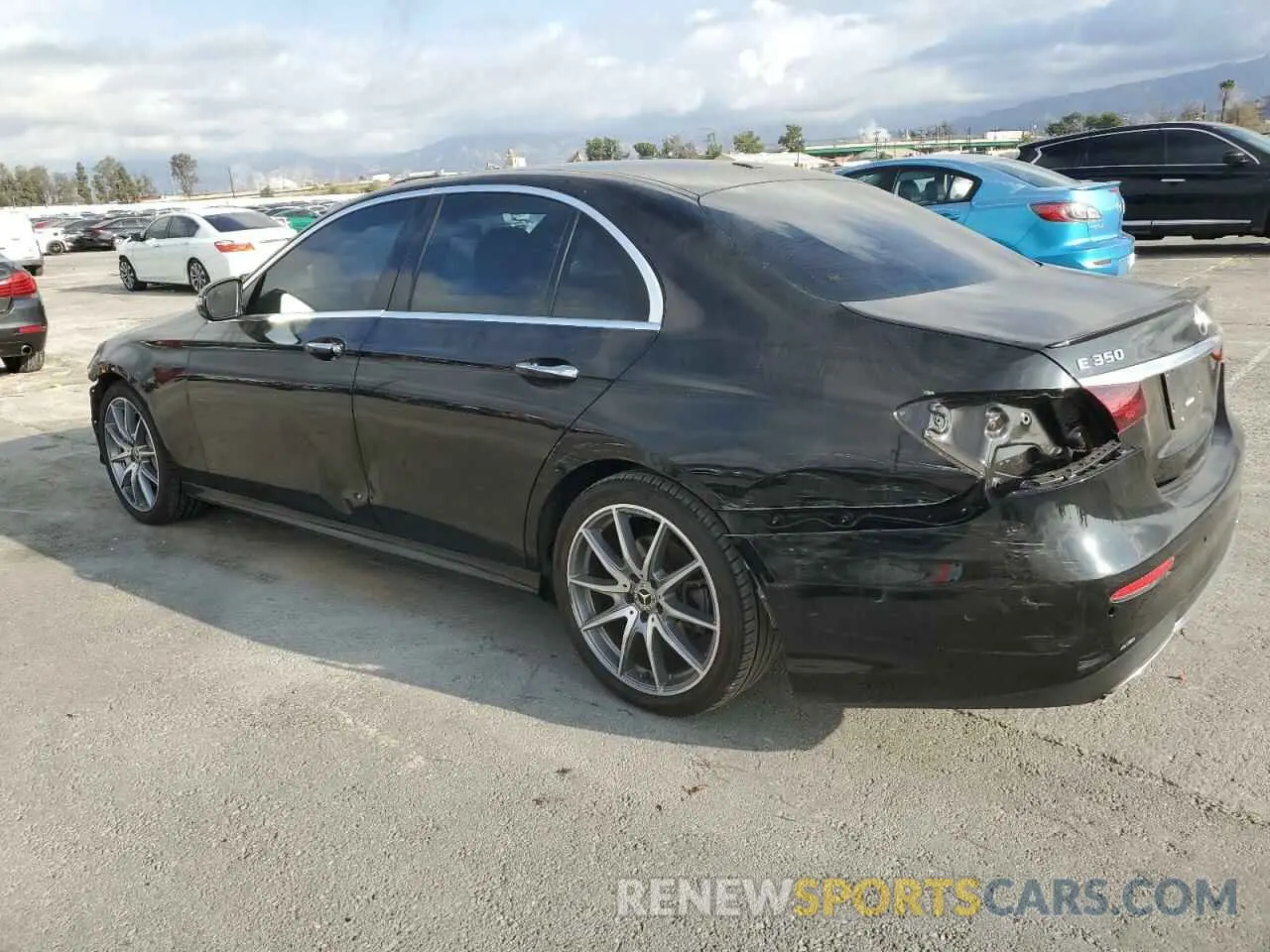 2 Photograph of a damaged car W1KZF8DB8NB080388 MERCEDES-BENZ E-CLASS 2022