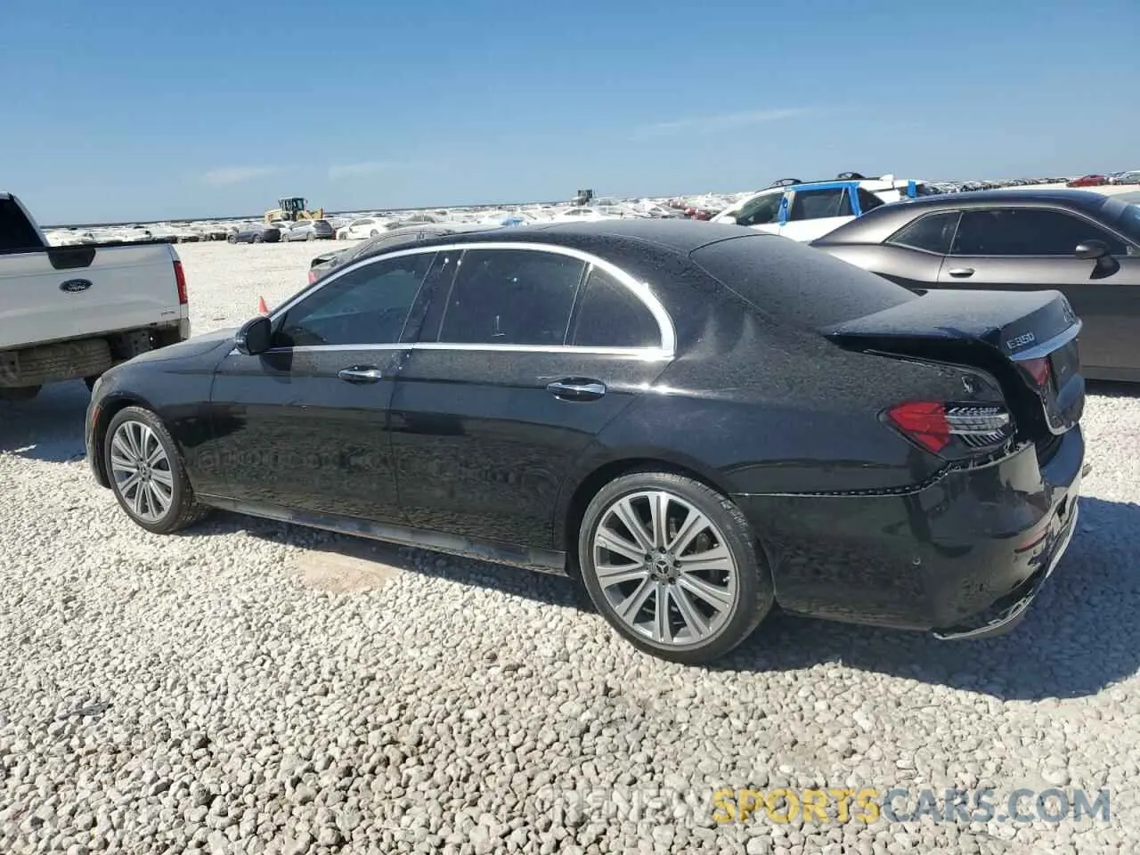 2 Photograph of a damaged car W1KZF8EB0NB072011 MERCEDES-BENZ E-CLASS 2022
