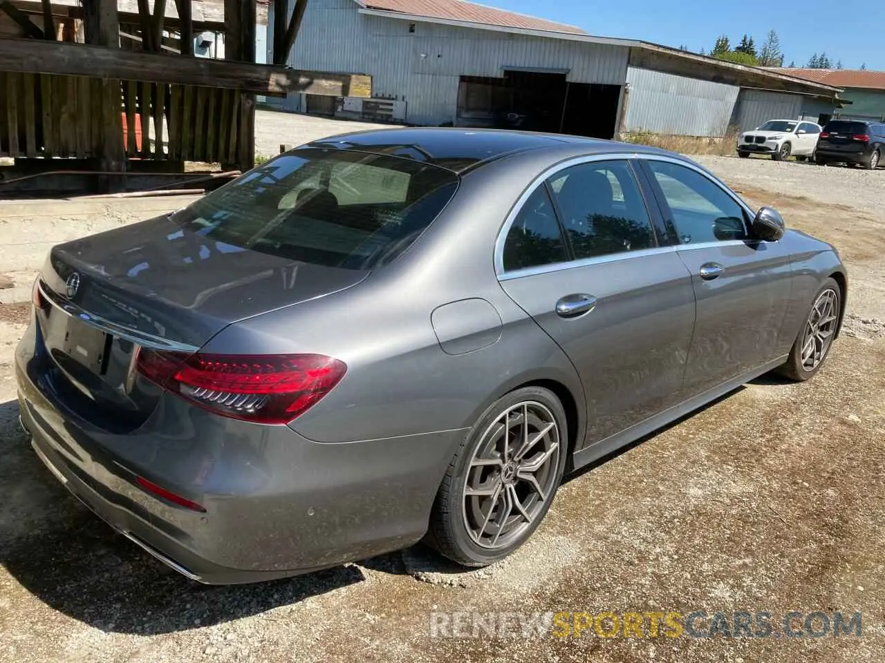 3 Photograph of a damaged car W1KZF8EB6NB019510 MERCEDES-BENZ E-CLASS 2022