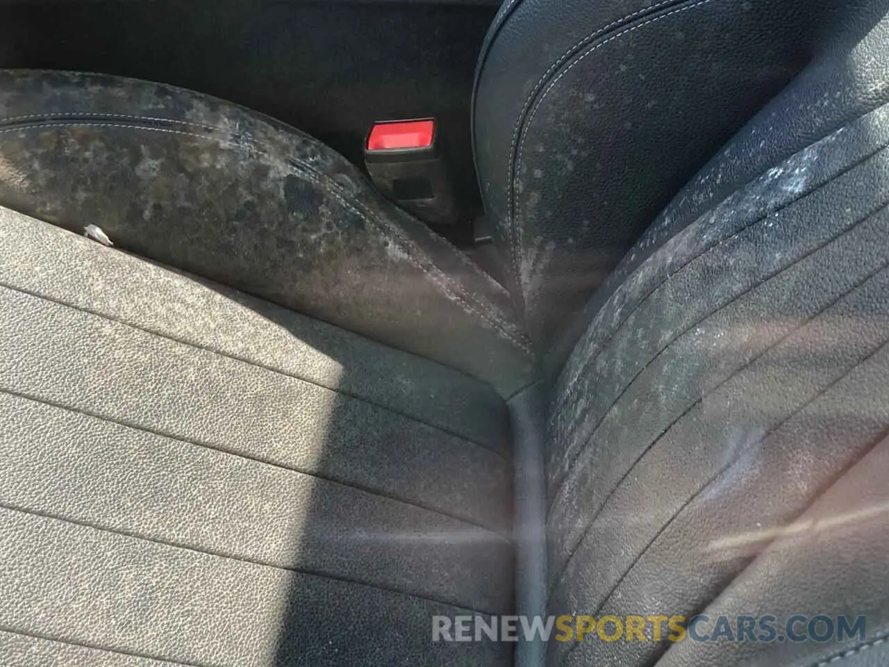 9 Photograph of a damaged car W1KZF8EB6NB019510 MERCEDES-BENZ E-CLASS 2022