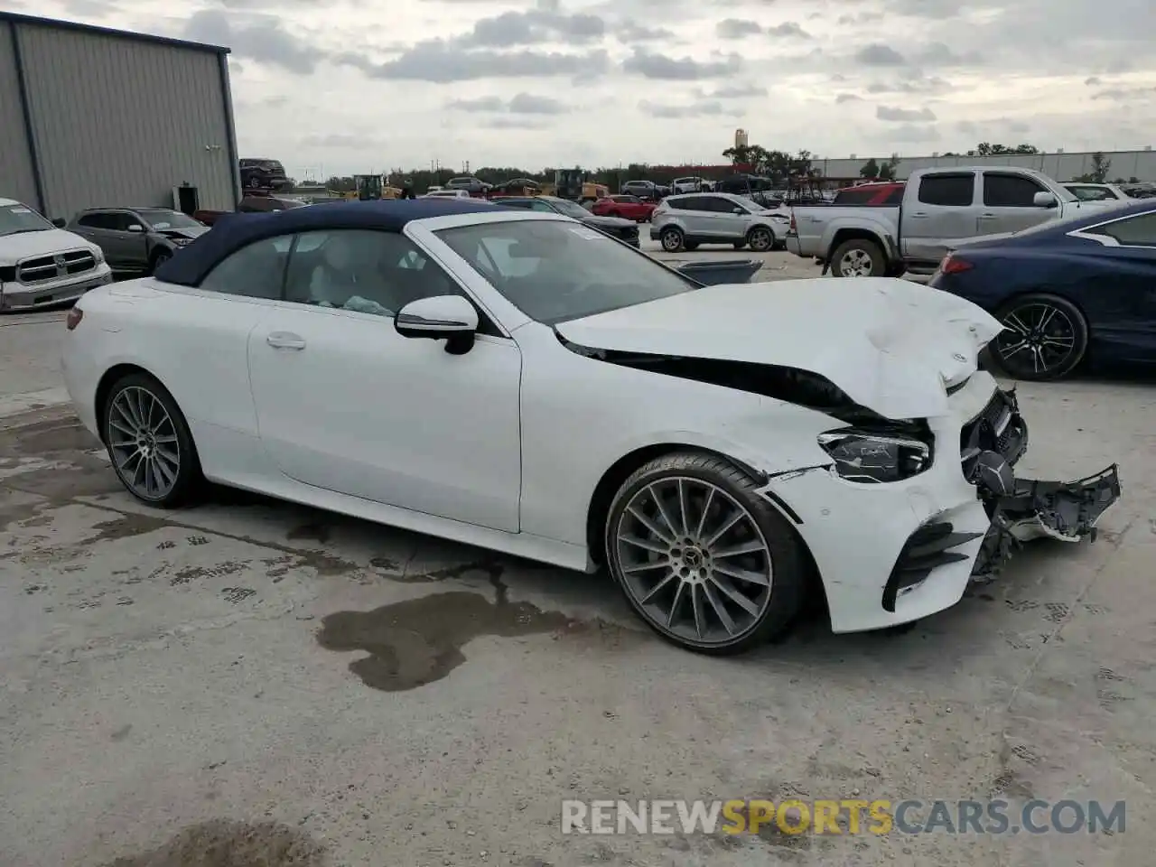 4 Photograph of a damaged car W1K1K5KB0PF207740 MERCEDES-BENZ E-CLASS 2023