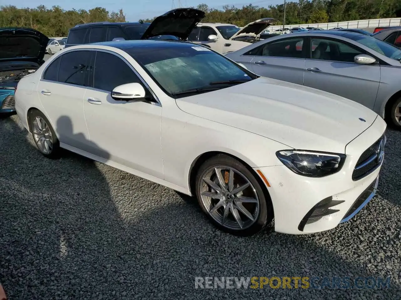 4 Photograph of a damaged car W1KZF5KB1PB145487 MERCEDES-BENZ E-CLASS 2023