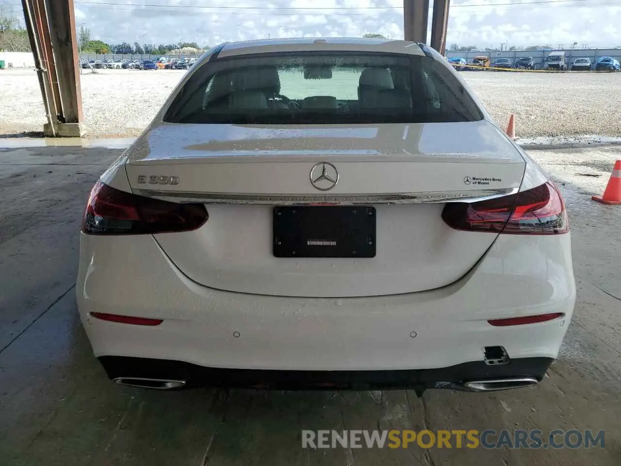 6 Photograph of a damaged car W1KZF8DB0PB147049 MERCEDES-BENZ E-CLASS 2023