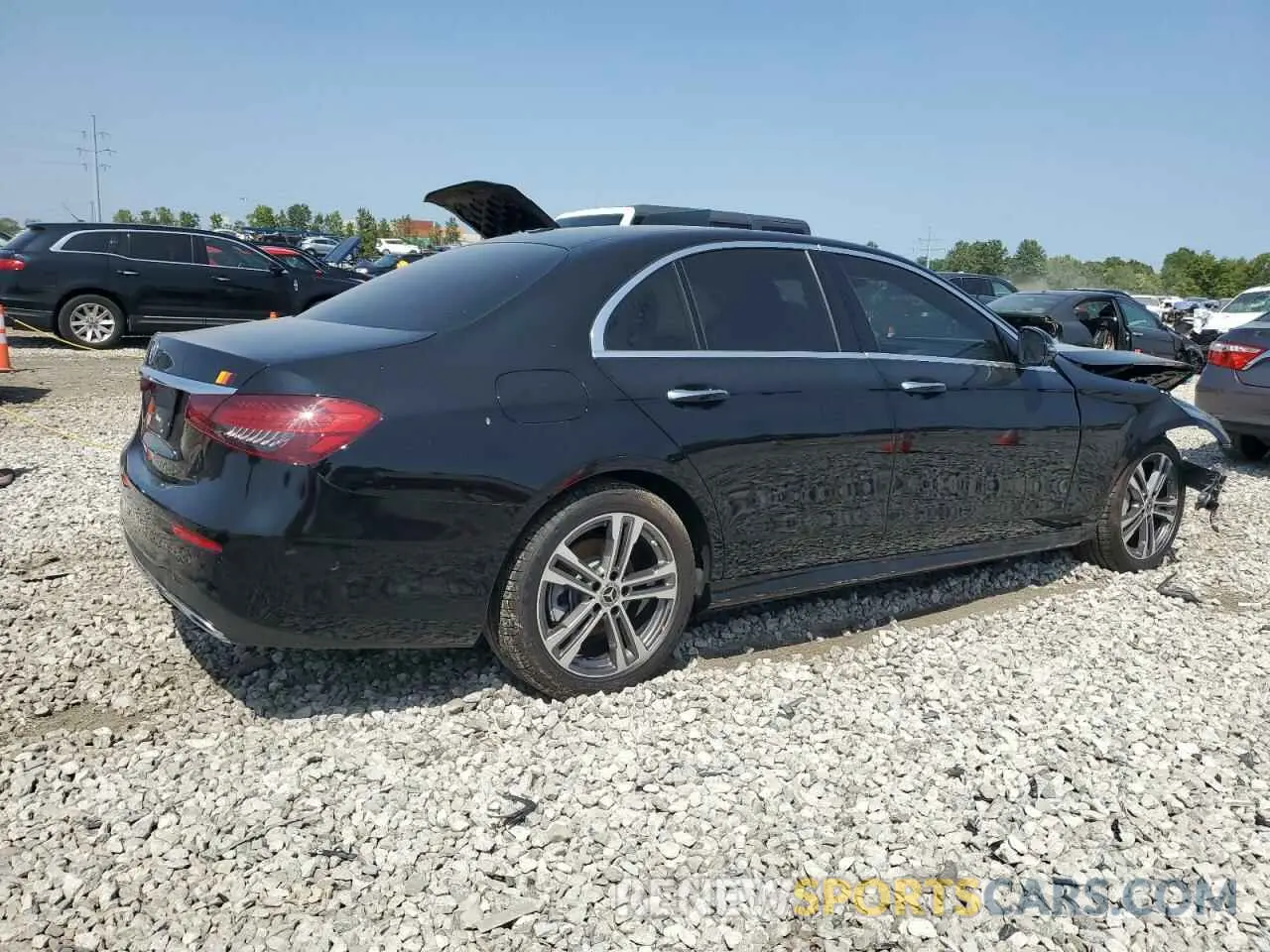 3 Photograph of a damaged car W1KZF8DB3PB183771 MERCEDES-BENZ E-CLASS 2023