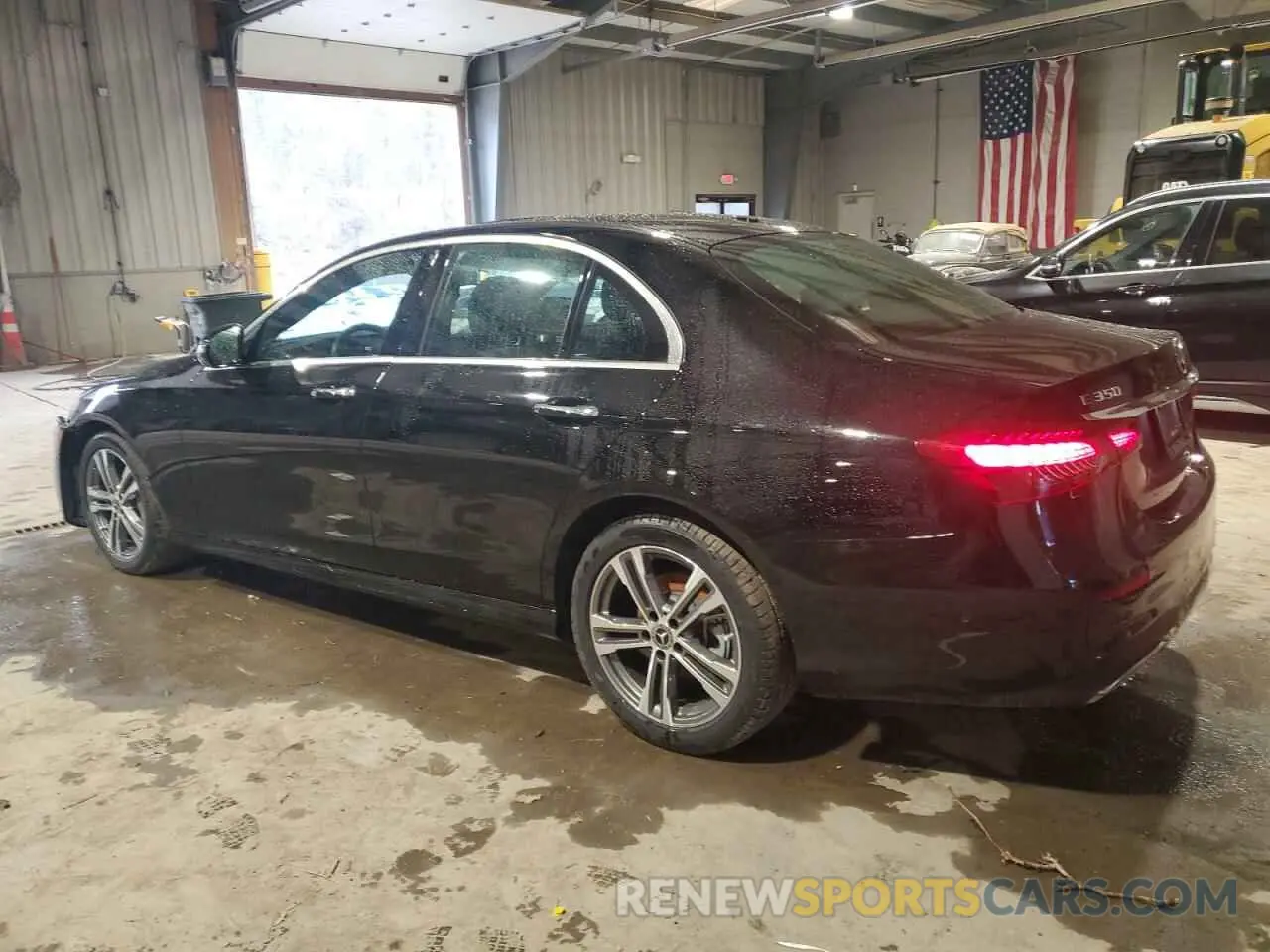 2 Photograph of a damaged car W1KZF8EB3PB186989 MERCEDES-BENZ E-CLASS 2023