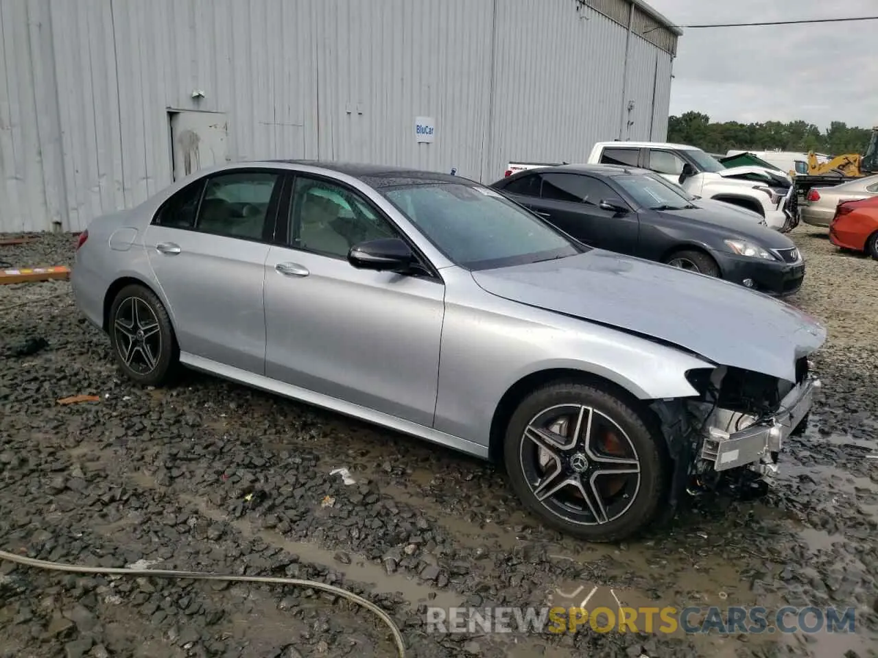 4 Photograph of a damaged car W1KZF8EB7PB188602 MERCEDES-BENZ E-CLASS 2023