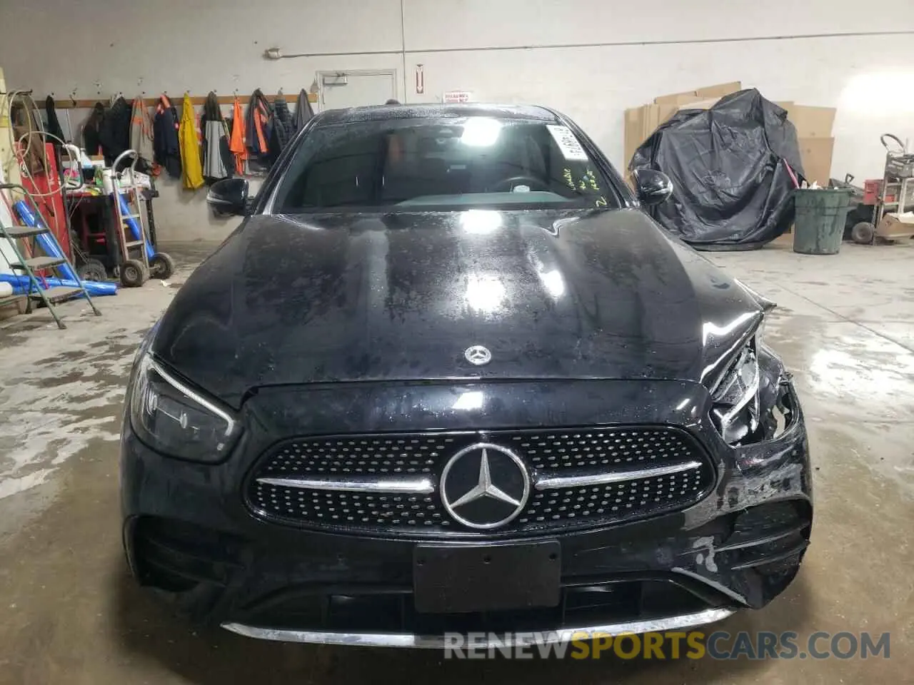 5 Photograph of a damaged car W1KZF8EB9PB182655 MERCEDES-BENZ E-CLASS 2023