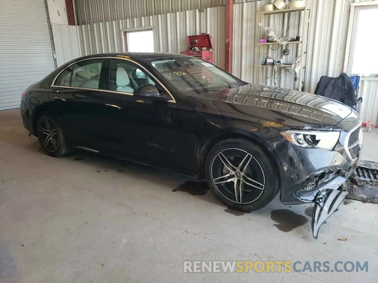 4 Photograph of a damaged car W1KLF4GB4SA145846 MERCEDES-BENZ E-CLASS 2025
