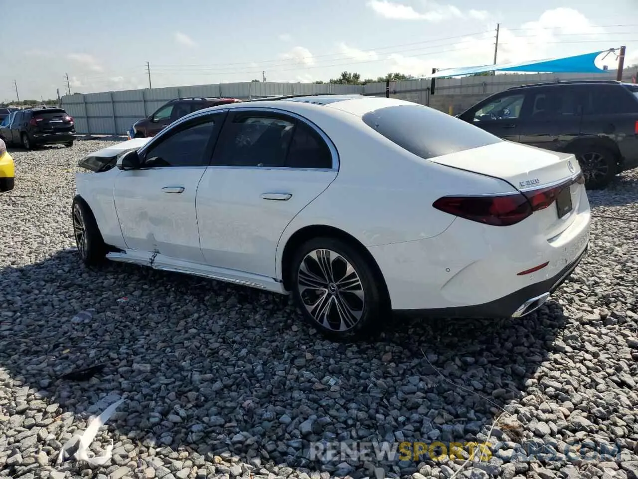 2 Photograph of a damaged car W1KLF4HB3SA134786 MERCEDES-BENZ E-CLASS 2025