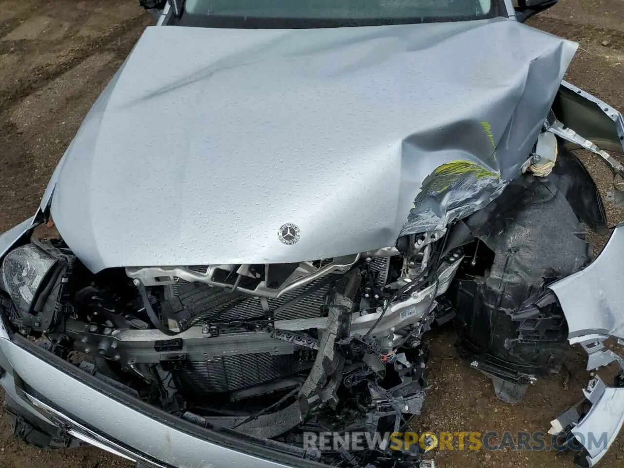 11 Photograph of a damaged car W1KLF4HBXSA155389 MERCEDES-BENZ E-CLASS 2025