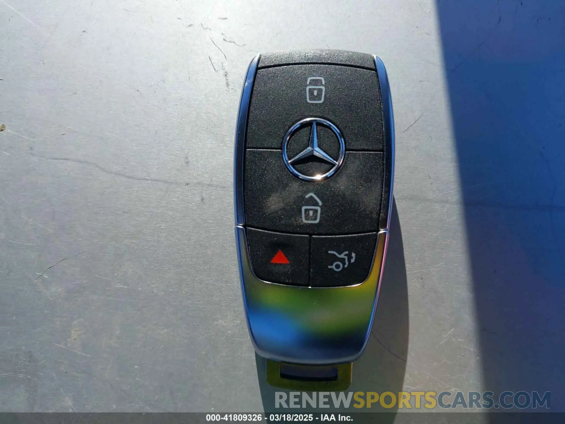 11 Photograph of a damaged car W1N9M0CB7RN094010 MERCEDES-BENZ EQB 2024