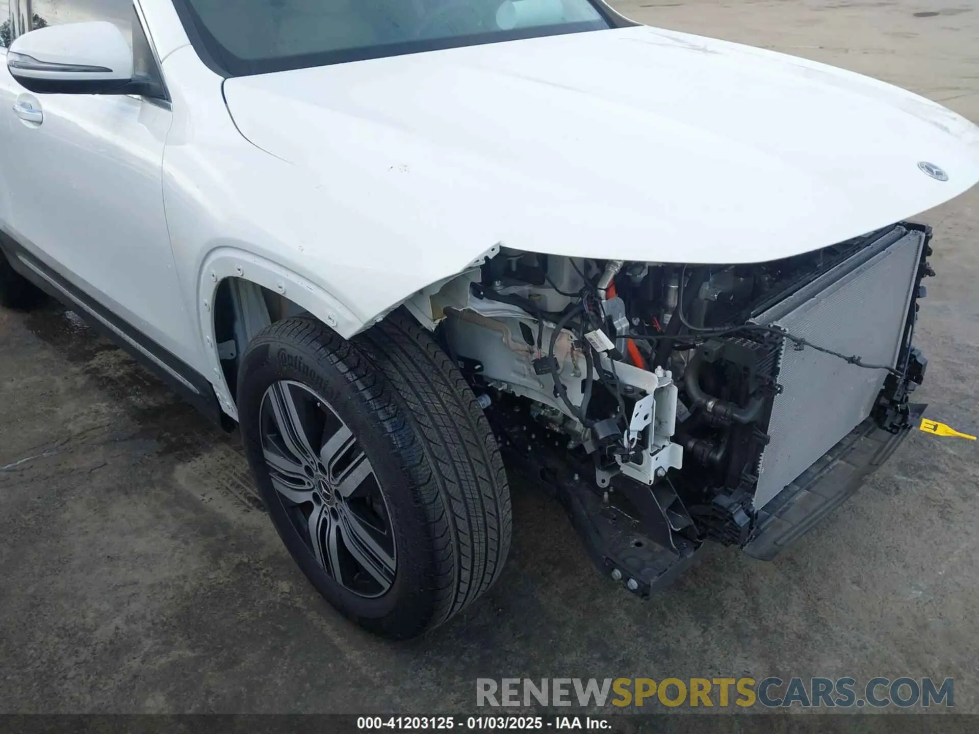 19 Photograph of a damaged car W1N9M0CB1PN057869 MERCEDES-BENZ EQB 250 SUV 2023
