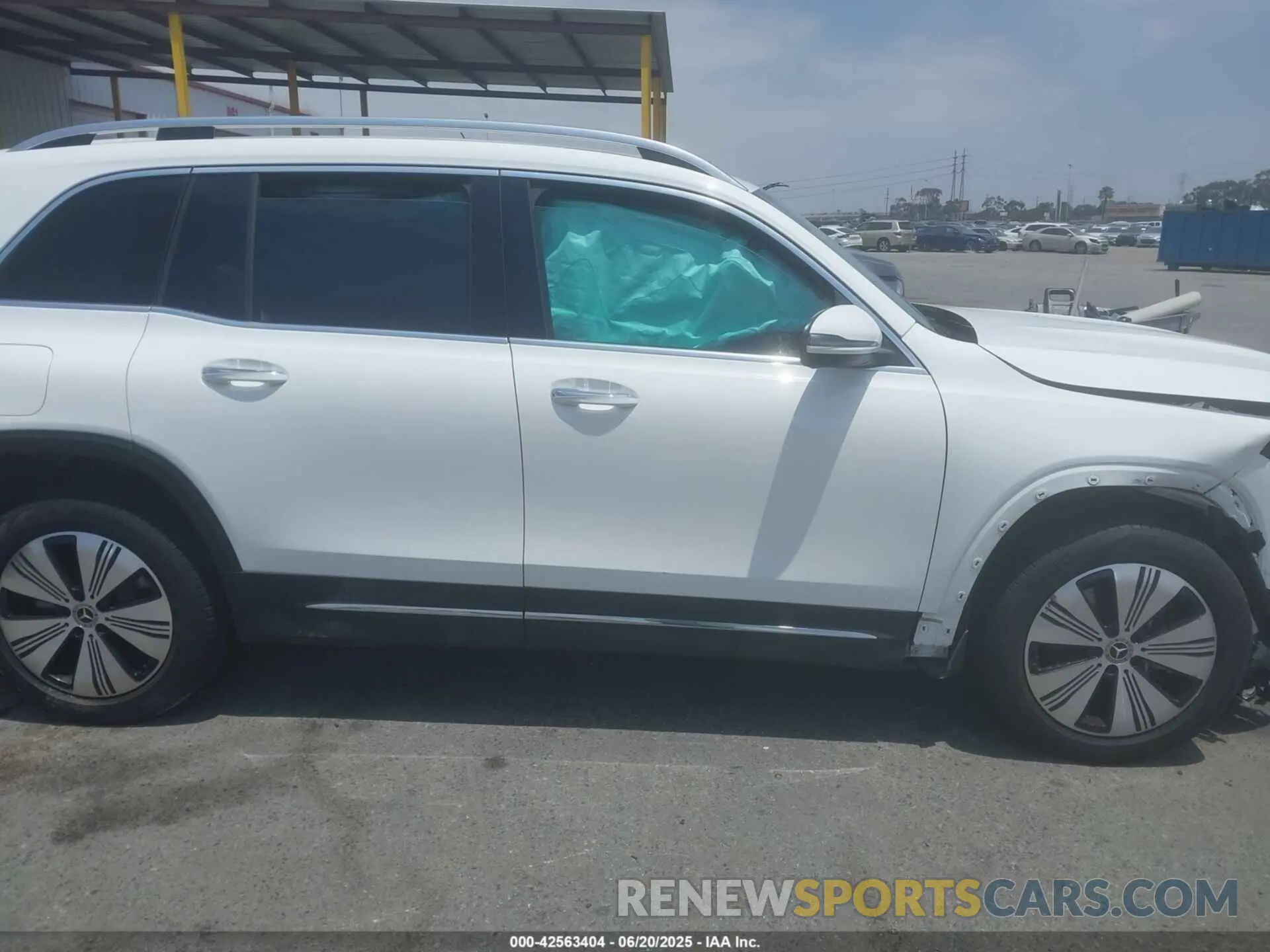 12 Photograph of a damaged car W1N9M0CB7PN034158 MERCEDES-BENZ EQB 250 SUV 2023