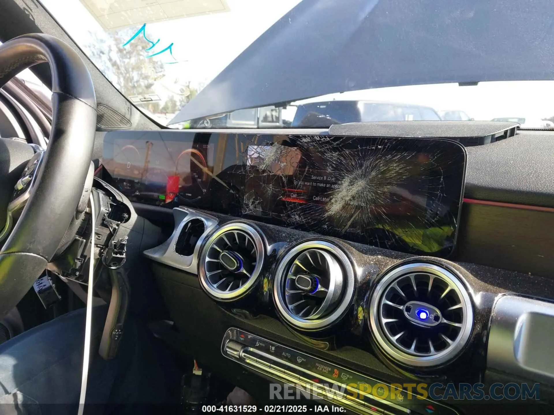 6 Photograph of a damaged car W1N9M0CB9PN044674 MERCEDES-BENZ EQB 250 SUV 2023
