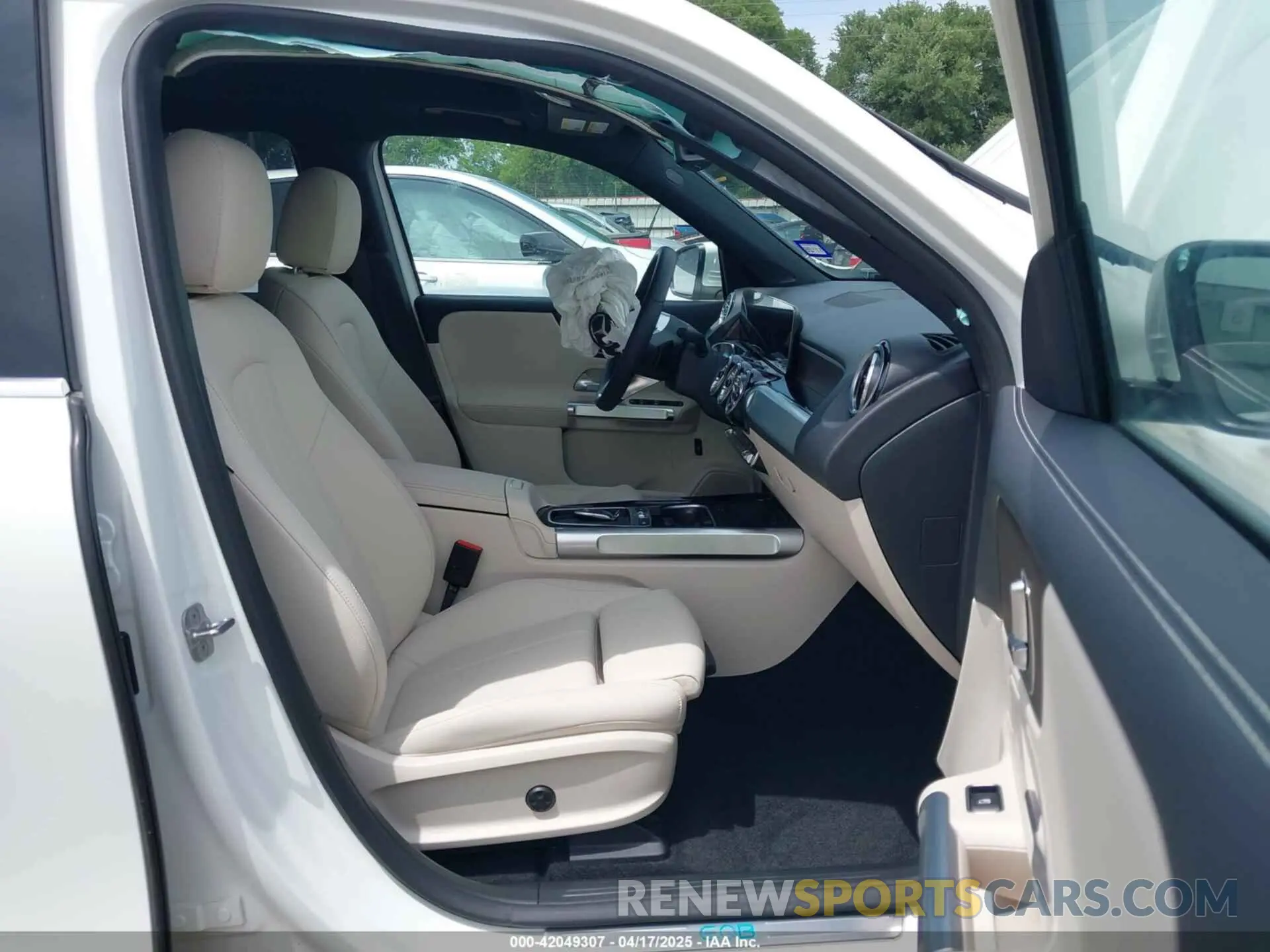 5 Photograph of a damaged car W1N9M0CBXRN099413 MERCEDES-BENZ EQB 250 SUV 2024