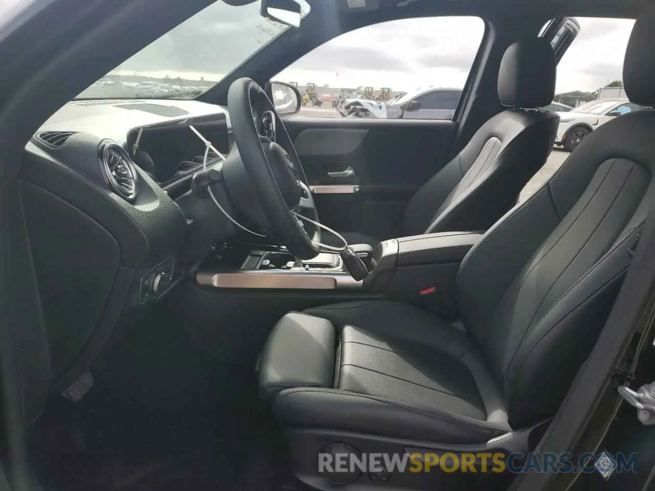 7 Photograph of a damaged car W1N9M0KB4NN012018 MERCEDES-BENZ EQB 300 4M 2022