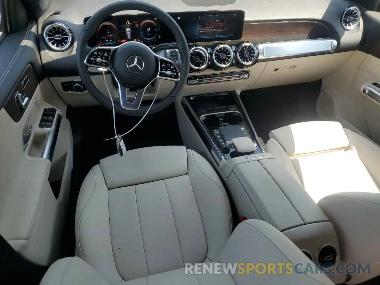 8 Photograph of a damaged car W1N9M0KB8PN066800 MERCEDES-BENZ EQB 300 4M 2023